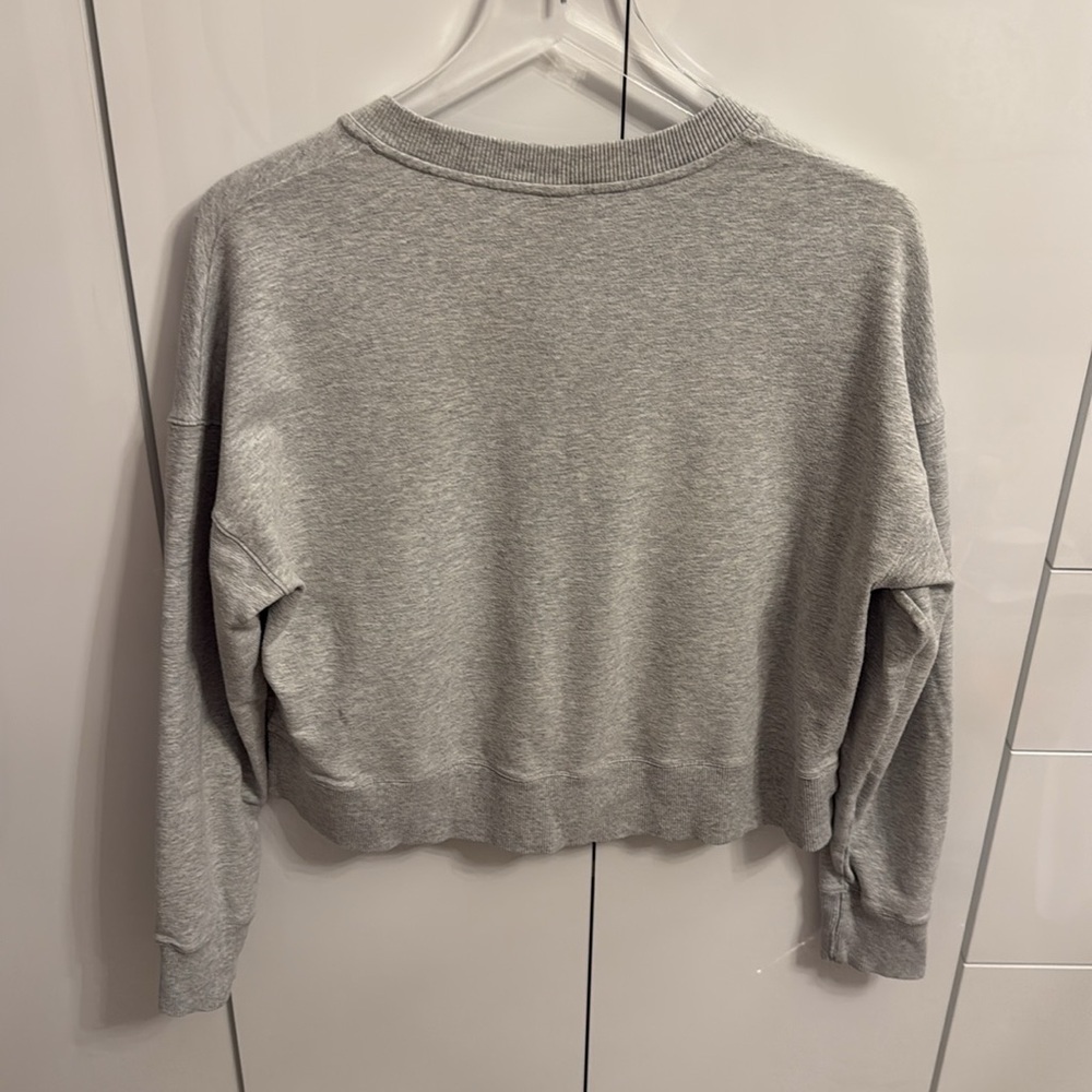 Vuori Light Gray Cropped Henley Sweatshirt - Picture 3 of 4